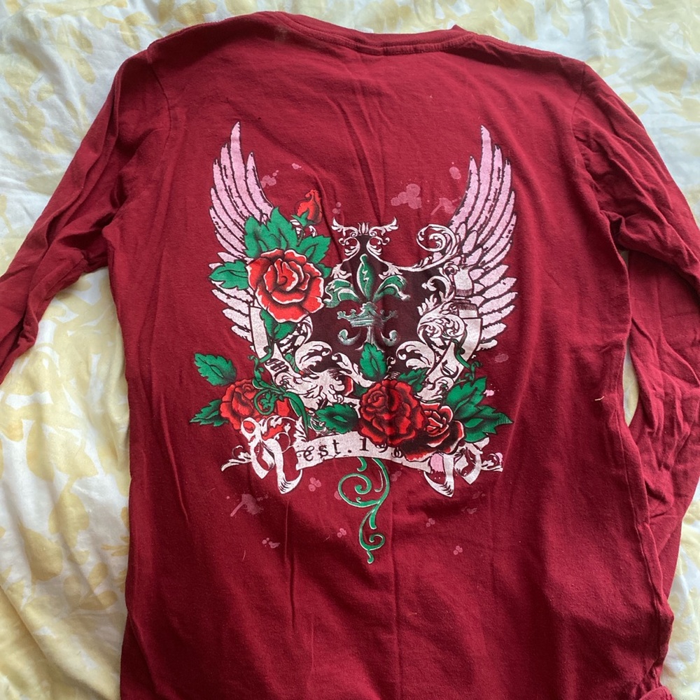 Graphic 2000s long sleeve